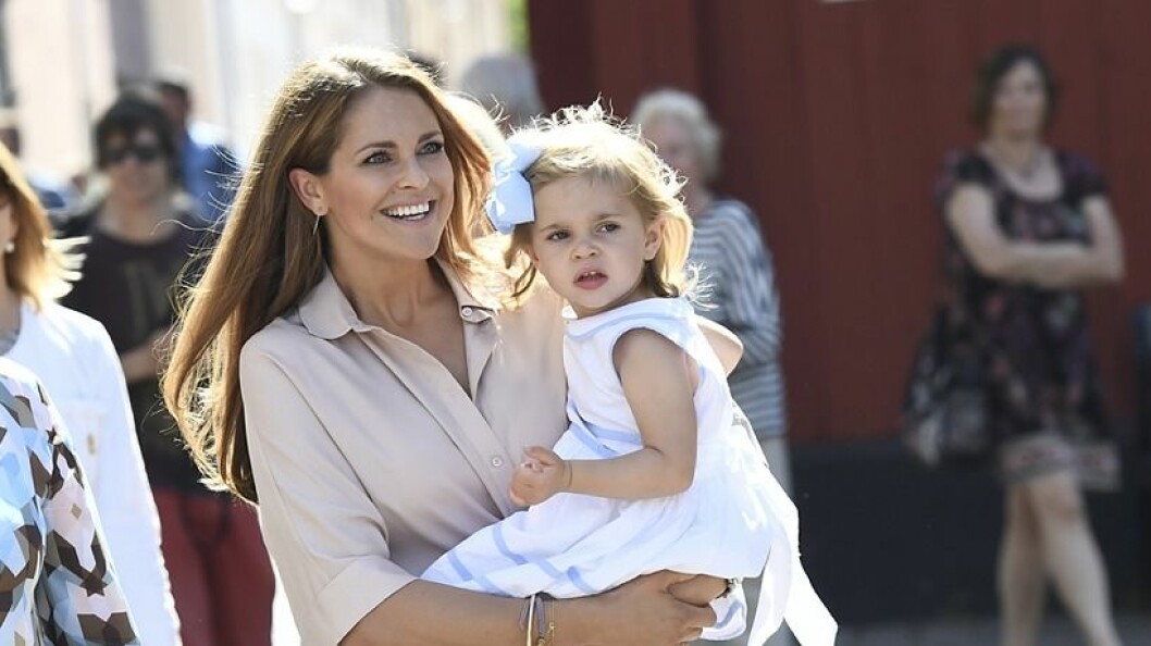 I helgen blev prinsessan Madeleines bästa väninna mamma igen, till en dotter. MadeleineIBL