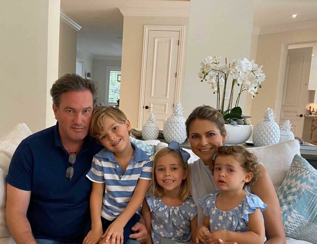 Debut för Chris O’Neill med brillor. Prinsessan Madeleine i Florida Chris O’Neill och barnen