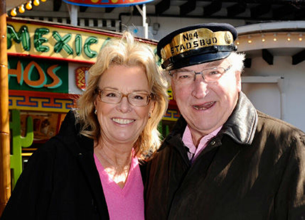 Magnus Härenstam och Birgitta ska gifta sig på en båt. Magnus Härenstam och Birgitta ska gifta sig på en båt.
