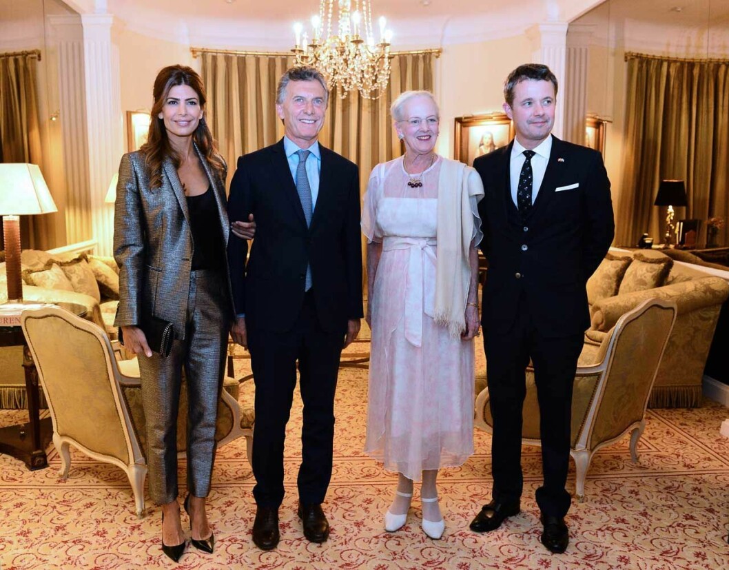 Margrethe och Frederik med president Mauricio Macri och hans fru Juliana Awada. Drottning Margrethe och kronprins Frederik med Argentinas president Mauricio Macri och hans fru Juliana Awada.