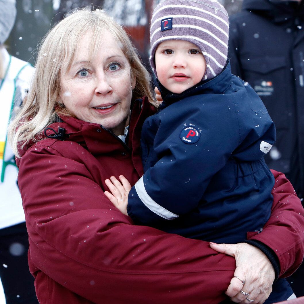 …och som blondin.