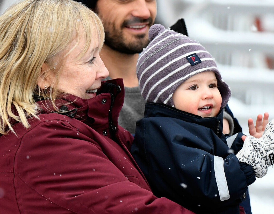 Prins Gabriel, hertig av Dalarna, med prinsessan Sofias mamma Marie Hellqvist.