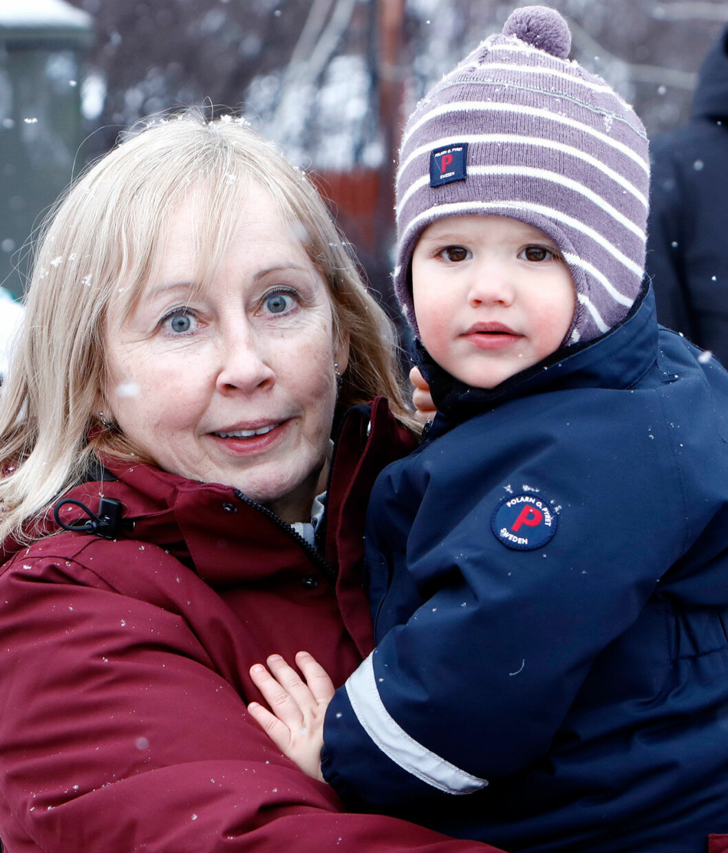 Mormor Marie Hellqvist med prins Gabriel.