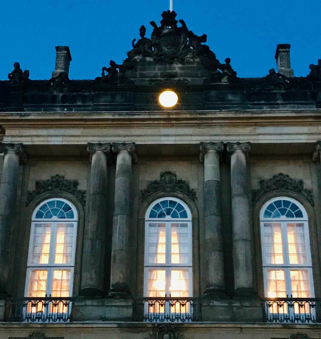 Största paradrummet i Marys och Frederiks Köpenhamnsvåning! Här bor kronprinsessan Mary och kronprins Frederik på Amalienborgs slott.
