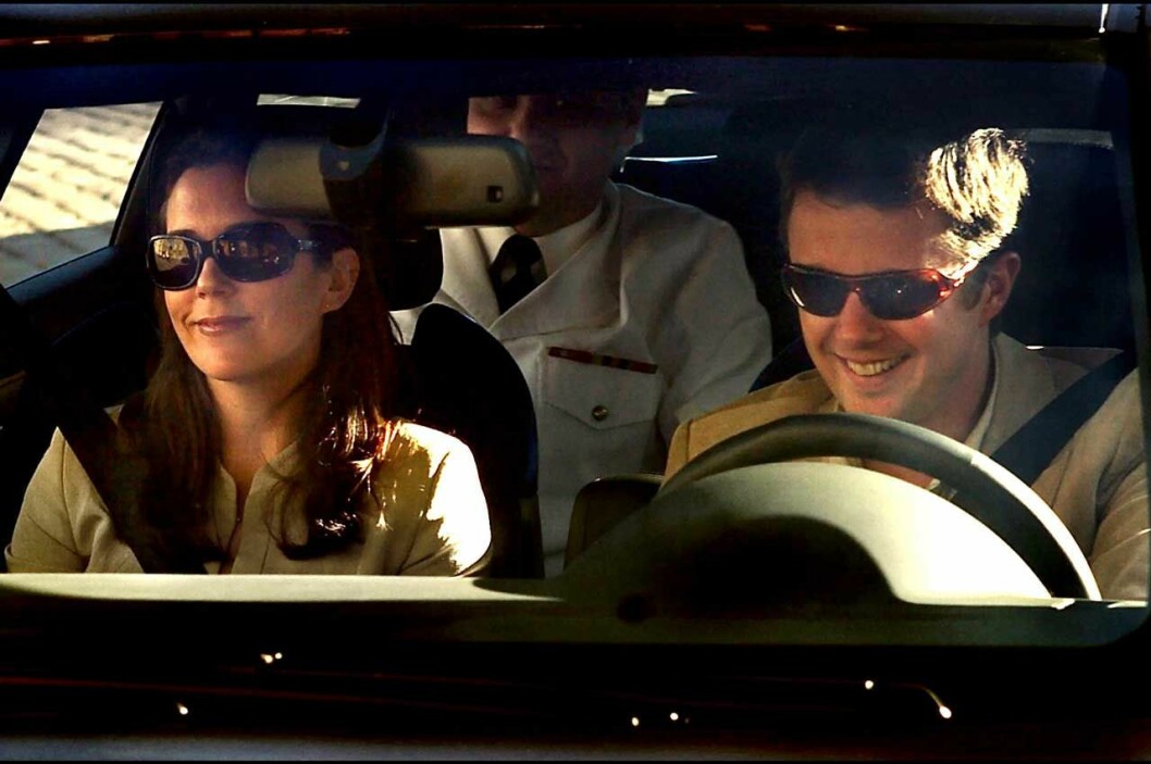 Kronprins Frederik och Mary Donaldson på en bild som togs precis efter att han hade friat i Rom hösten 2003.