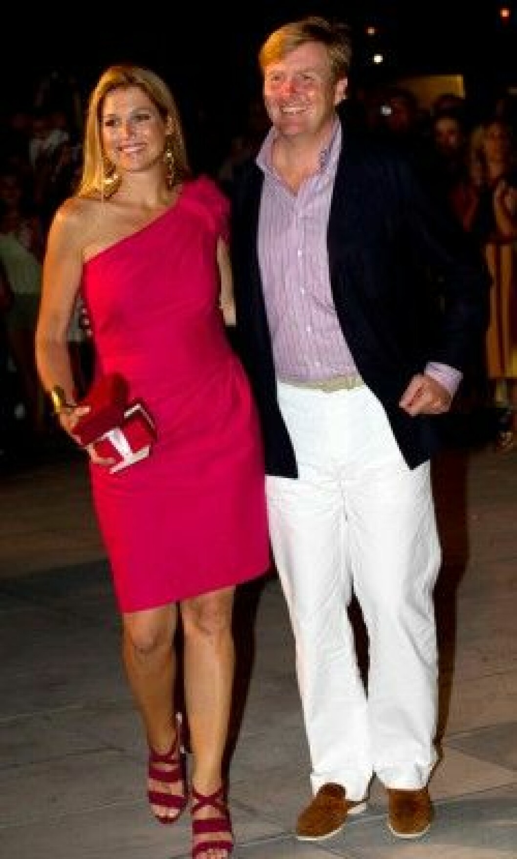 Färgstarka kronprinsessan Máxima med sin kronprins Willem Alexander. Färgstarka kronprinsessan Máxima med sin kronprins Willem Alexander.
