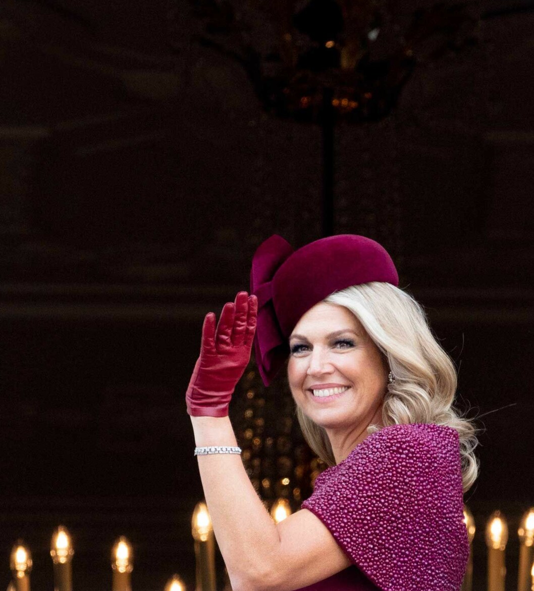 Máxima i hatt – och avundsvärt hårsvall. Drottning Máxima