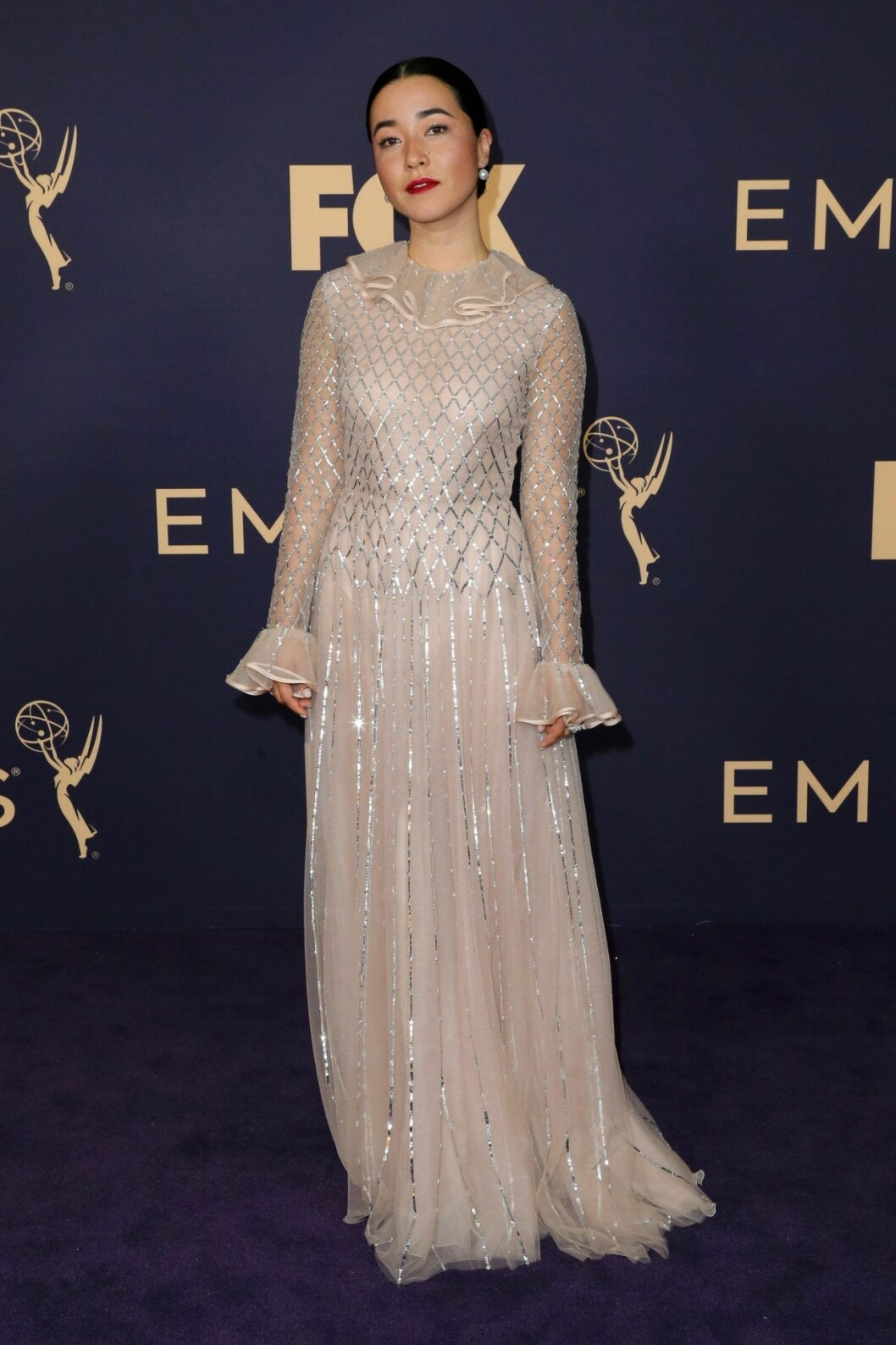 Maya Erskine i Valentino. Maya Erskine