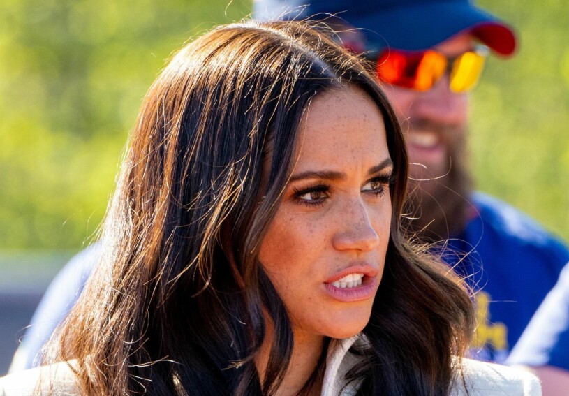 Meghan Markle bad snällt men bestämt prins William att sluta peka mot henne Meghan