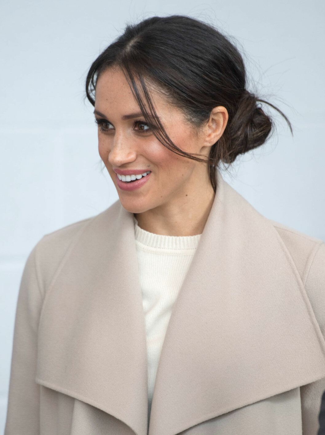 Meghan i sin bästa frisyr – the messy bun! Meghan med håret i knut