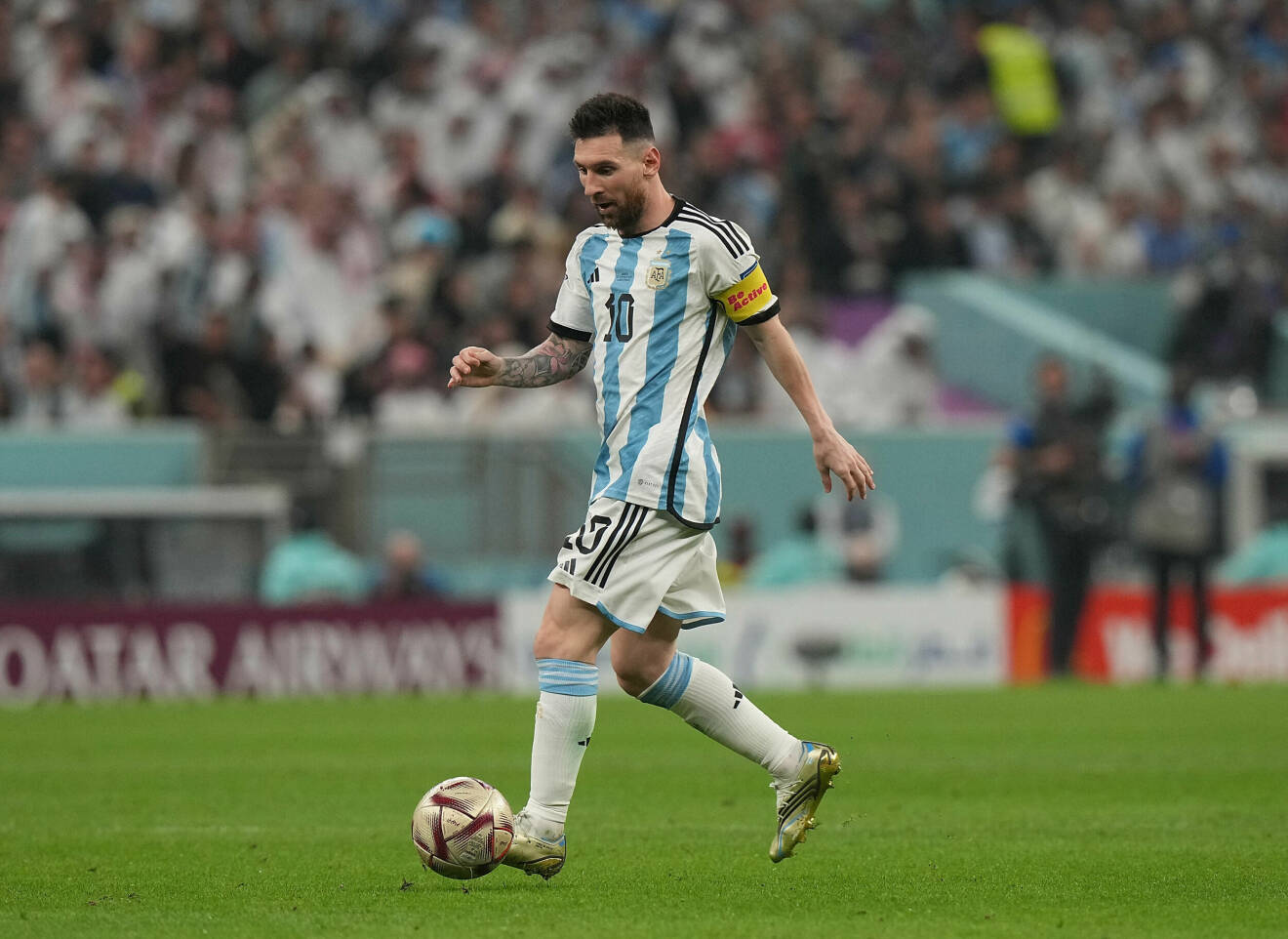 Fotbollsspelaren Lionel Messi på fotbollsplanen