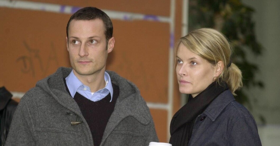 Mette-Marit erkände att hon använt narkotika i sin ungdom två dagar innan hon gifte sig med kronprins Haakon. Kronprins Haakon och kronprinsessan Mette-Marit