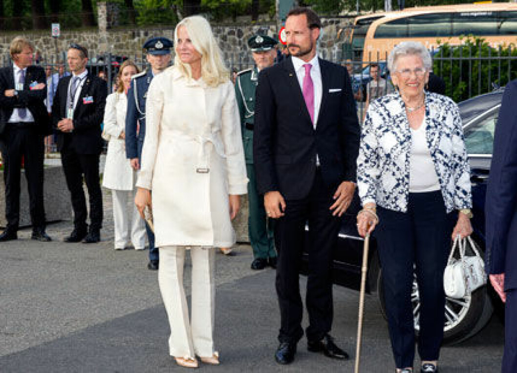 mette-marit-haakon-ao
