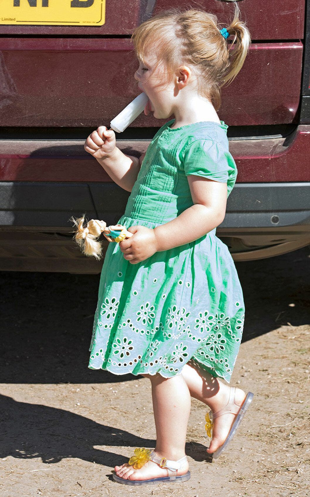 Mia-Tindall-glass-ste