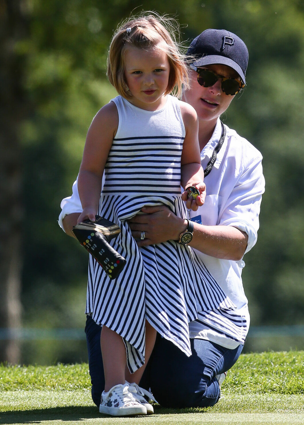 Mia med mamma Zara Tindall.