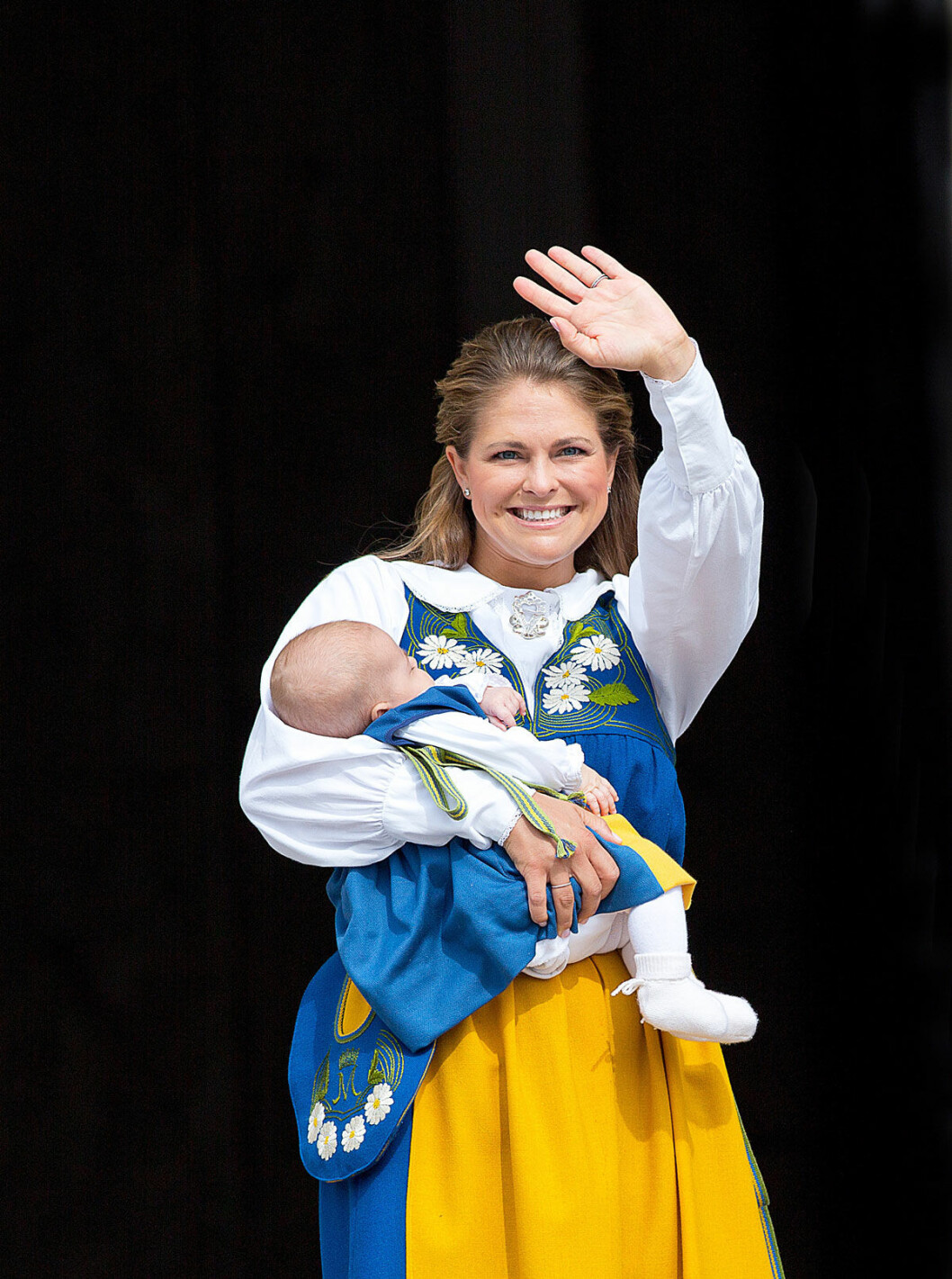 Prinsessan Madeleine öppnade slottet med Leonore.