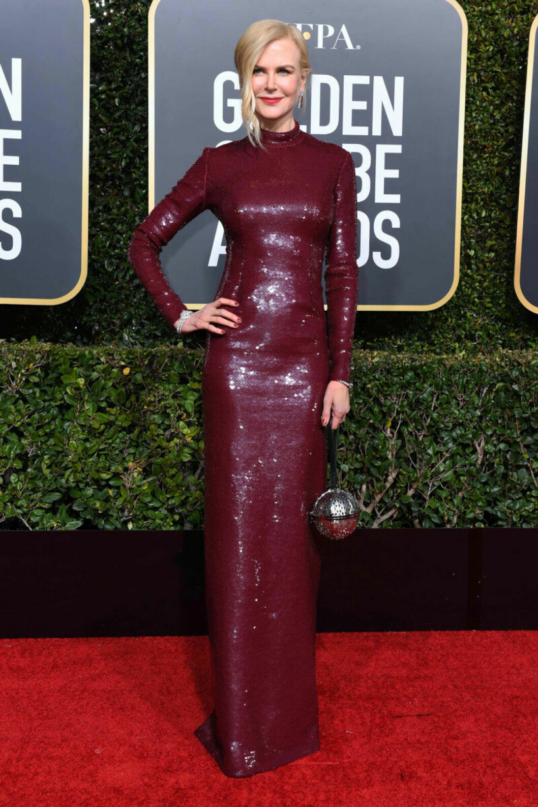 Julia Roberts klädd i Stella McCartney. Nicole Kidman på röda mattan på Golden Globe 2019