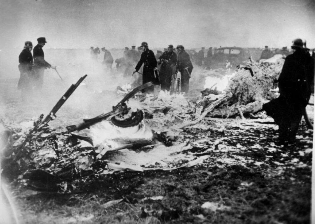 Resterna av planet som Gustaf Adolf färdades i. Olyckan på Kastrup