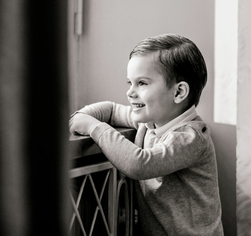 Prins Oscars 4-årsdag firades med en ny bild. prins oscar