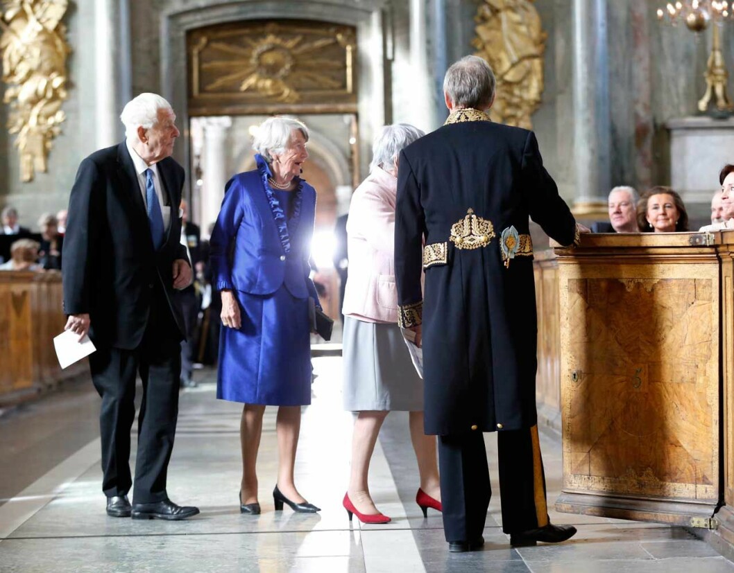 Oscis Bernadotte och hans sambo Margot vid kronprinsessan Victorias födelsedagsfirande på slottet förra sommaren. Oscis Bernadotte och hans sambo Margot vid kronprinsessan Victorias födelsedagsfirande på slottet förra sommaren.