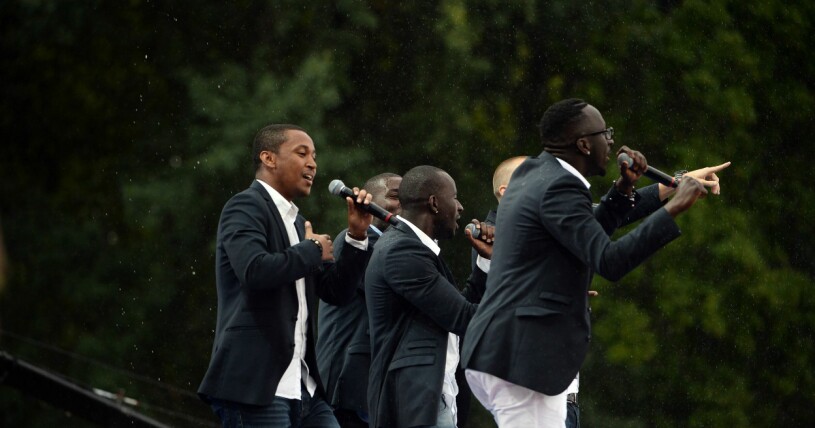 Mellovana Panetoz fick kungligheterna att köra lite dancemoves! Panetoz