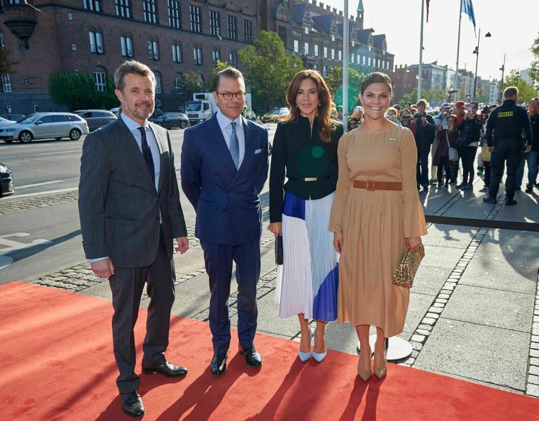Kronprins Frederik, prins Daniel, kronprinsessan Mary och kronprinsessan Victoria i Köpenhamn.