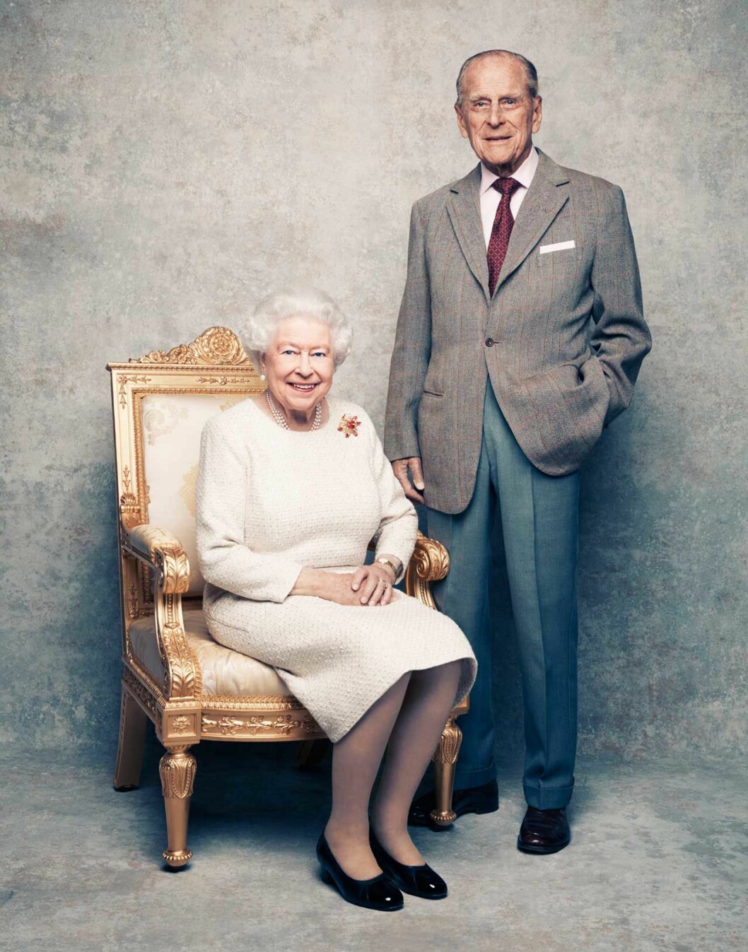Drottning Elizabeth och prins Philip har varit gifta sedan 1947. De har varit gifta sedan 1947.