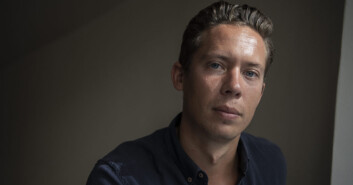 Pascal Engman och hans Linnea Feldt har blivit föräldrar till lille Benjamin. I höst släpper han sin femte deckare "Kokain".