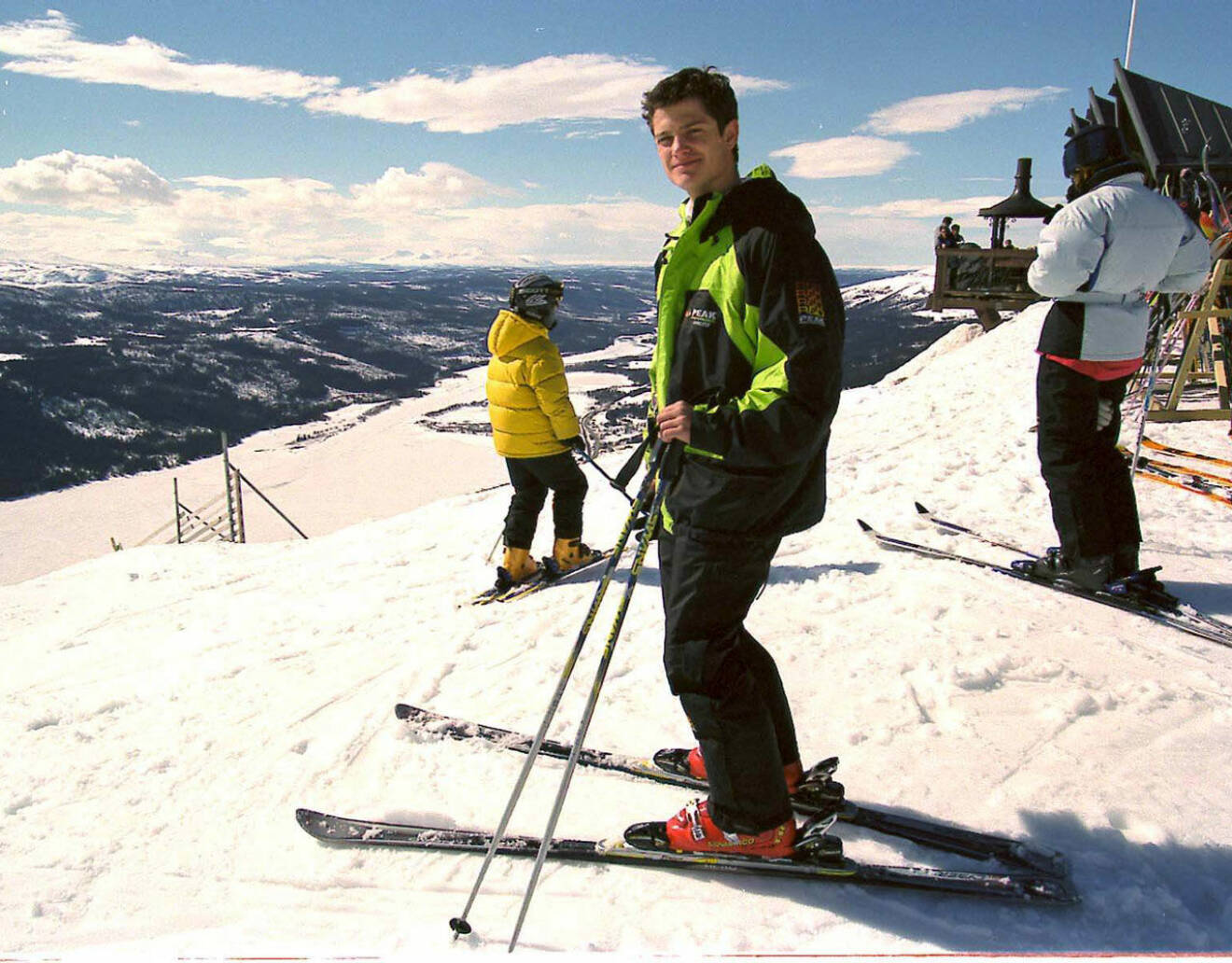Prins Carl Philip på skidor.