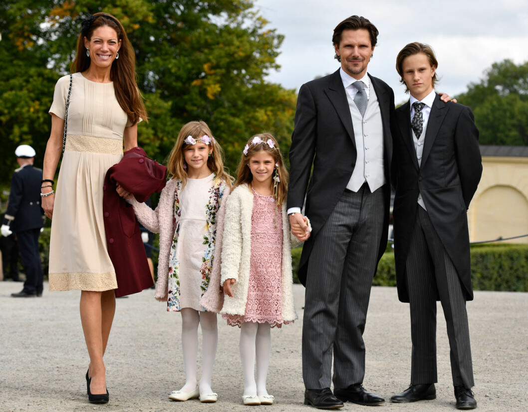 Patrick Sommerlath med tvillingflickorna Anaïs och Chloë (som var näbbar både på prinsessan Madeleines och prins Carl Philips bröllop), sonen Léo, samt exhustrun Maline. Patrick Sommerlath med tvillingflickorna Anaïs och Chloe, sonen Léo, samt exhustrun Maline.