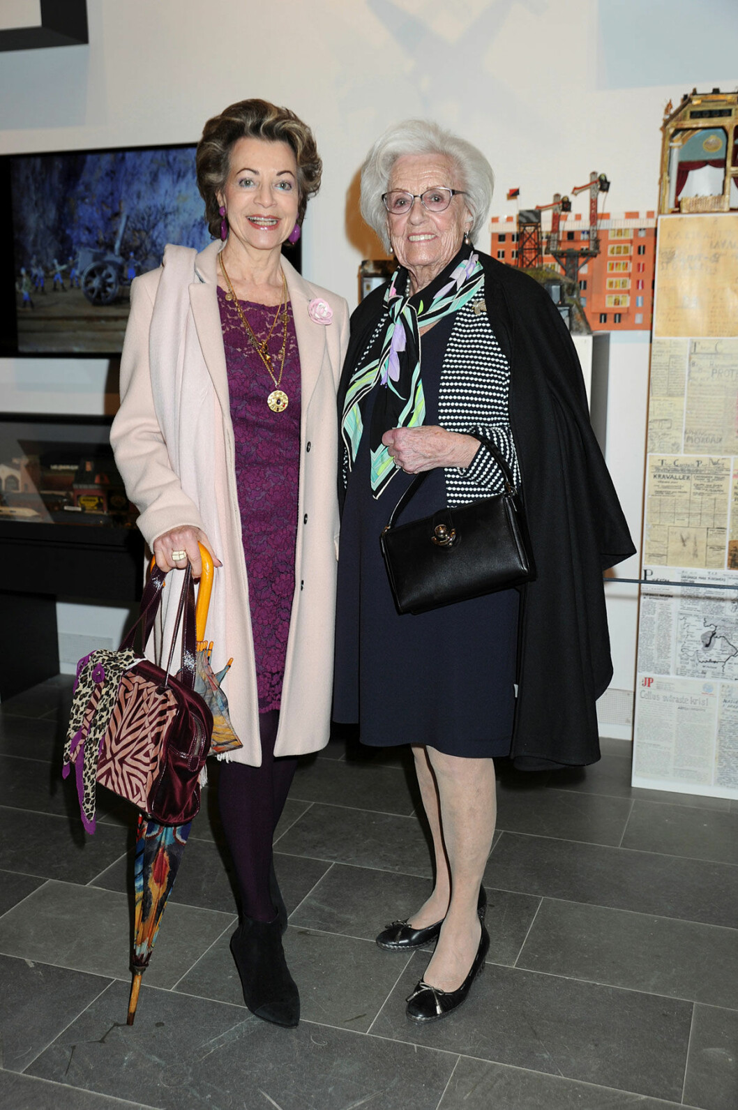 Eleganta damerna Yvonne Ekdahl och Kerstin Rylander- Wänersjö. Yvonne Ekdahl och Kerstin Rylander- Wänersjö