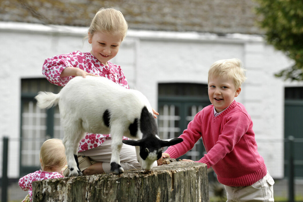 Prinsessan Elisabeth och prins Emanuel. Prinsessan Elisabeth och prins Emanuel.