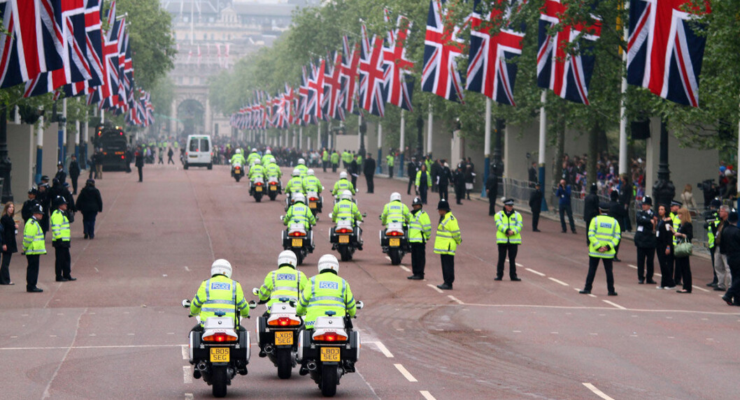 Det var många poliser på gatorna när William och Kate gifte sig. Det var många poliser på gatorna när William och Kate gifte sig.
