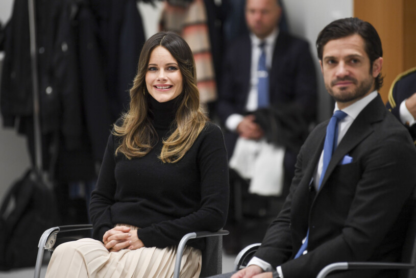 Sofia och Carl Philip på Cenralsjukhuset i Karlstad. Prins Carl Philip Prinsessan Sofia Länsbesök Värmland 2020
