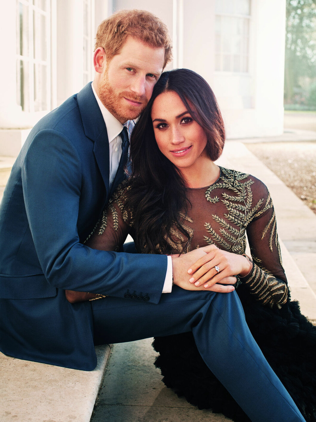 Prins Harry och Meghans förlovningsbild.