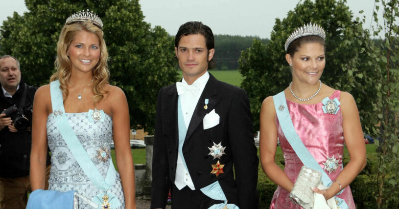 Prinsessan Madeleine, prins Carl Philip och kronprinsessan Victoria på Anna zu Sayn-Wittgenstein-Berleburgs och tyske prinsen Manuel von Bayerns bröllop