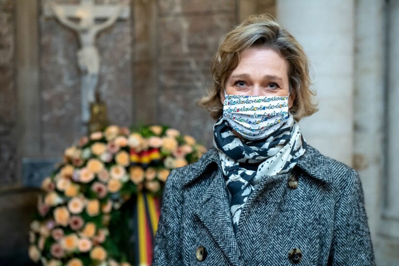 Prinsessan Delphine, för första gången på uppdrag med kungafamiljen. Prinsessan Delphine Delphine Boel konstnär