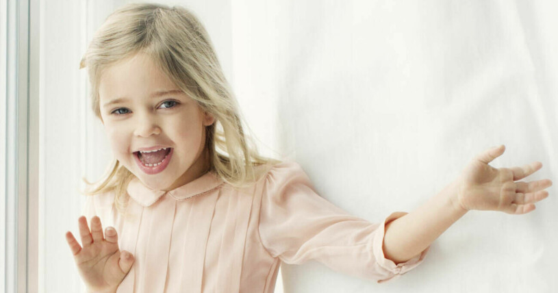 ...och vem kan glömma den här sköna bilden? Prinsessan Leonore spexar
