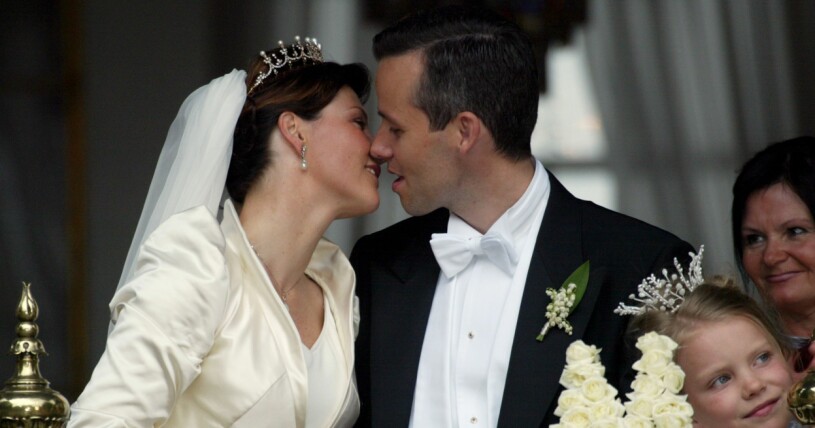 Prinsessan Märtha Louise och Ari Behn gifte sig i Nidaros domkyrka i Trondheim, 2002. Prinsessan Märtha Louise och Ari Behn bröllop