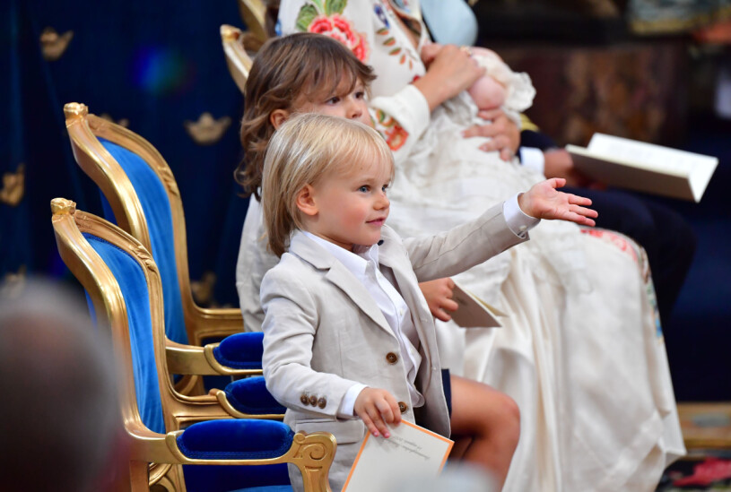 Gabriel på sin lillebrors Julians dop!