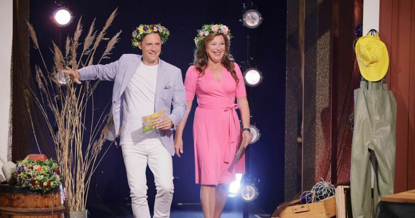 Programledarna Lotta Engberg och Stefan Odelberg var sommar-fina tillfället i ära!