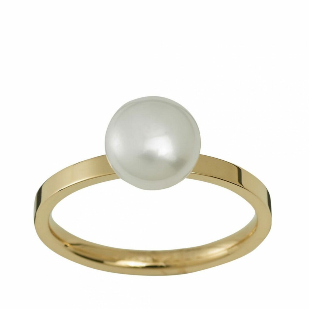 Ring med pärla