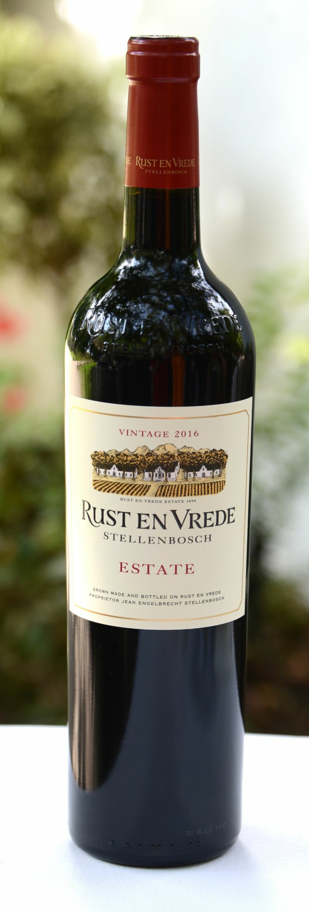 Rust en Vrede gör bara rödvin. Rust en Vrede gör bara rödvin.