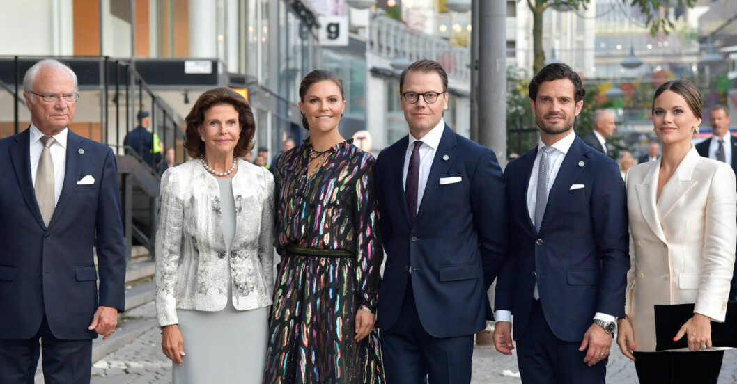 Kungafamiljen var på plats vid Riksmötets öppnande. Kungafamiljen var på plats vid Riksmötets öppnande.