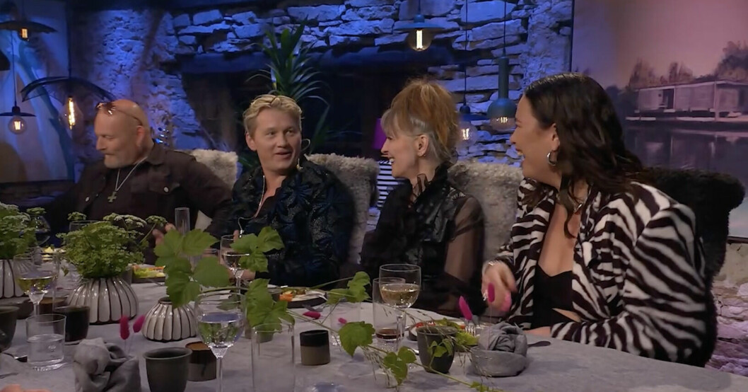 Förra lördagen kunde man inte se det här gänget i TV4. Håkan Hemlin, John Engelbert, Anne-Lie Rydé och Molly Hammar i Så mycket bättre