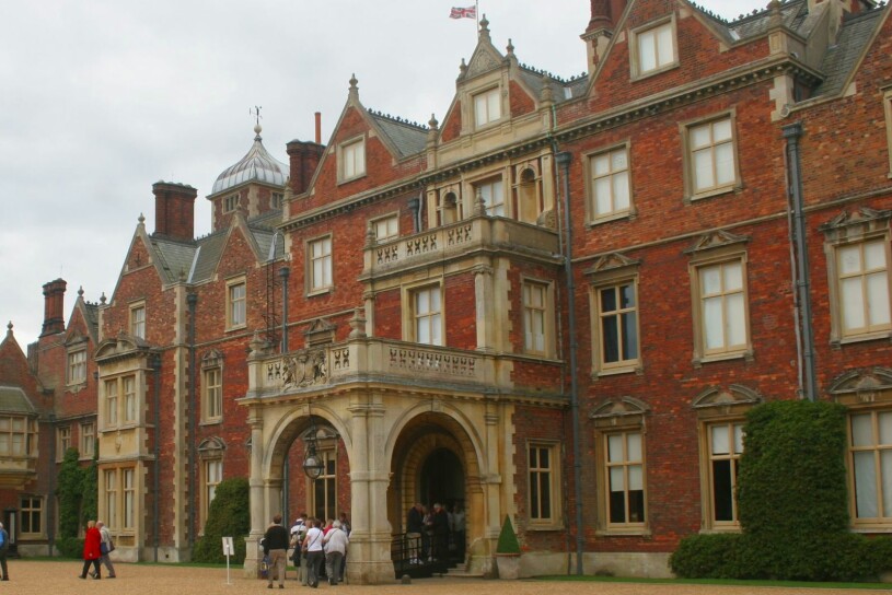 Brittiska jätteslottet Sandringham House. Sandringham House Brittiska kungafamiljen