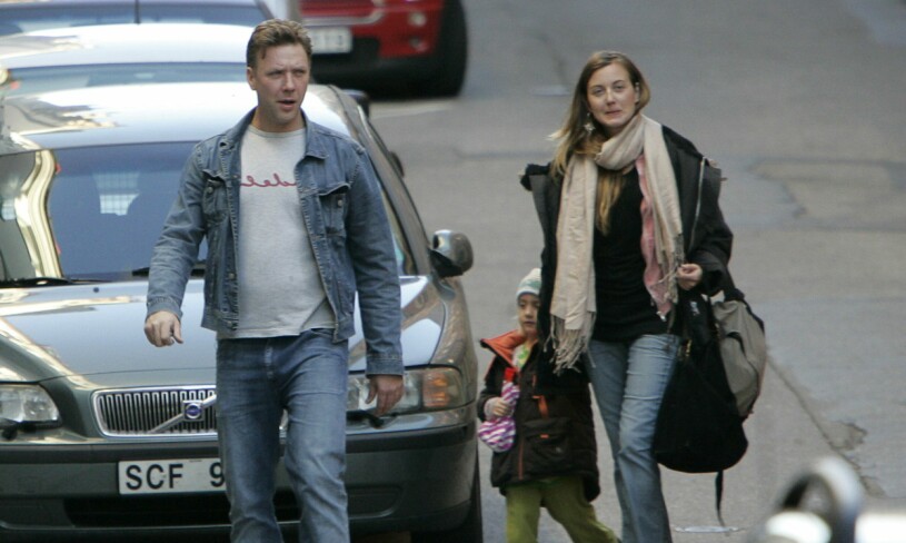 Mikael och Sanna när de blev ett par 2005, här med Sannas dotter Olga.