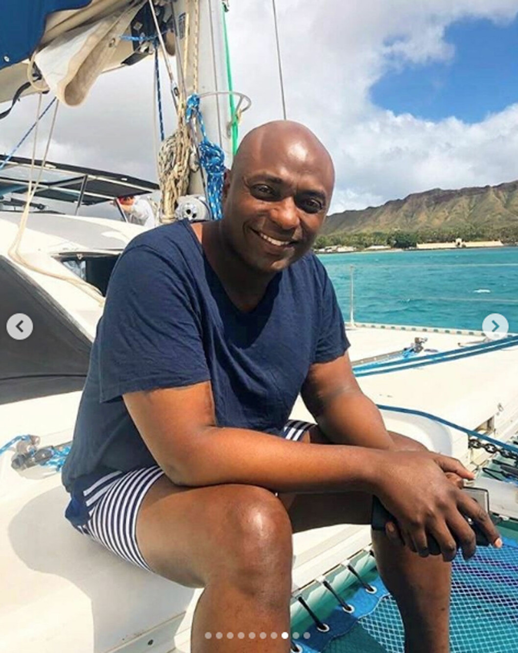 Durek Verrett har delat flera bilder från semestern på sitt Instagramkonto, men utan att avslöja att Märtha Louise och hennes barn var med. Schamanen Durek Verrett på Hawaii 2020, en bild från hans Instagram.