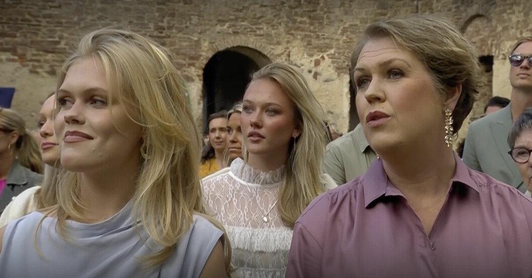 Lena Hallengren och dottern Klara, 18, var på plats för att fira kronprinsessan Victoria. Klara Hallengren och Lena Hallengren