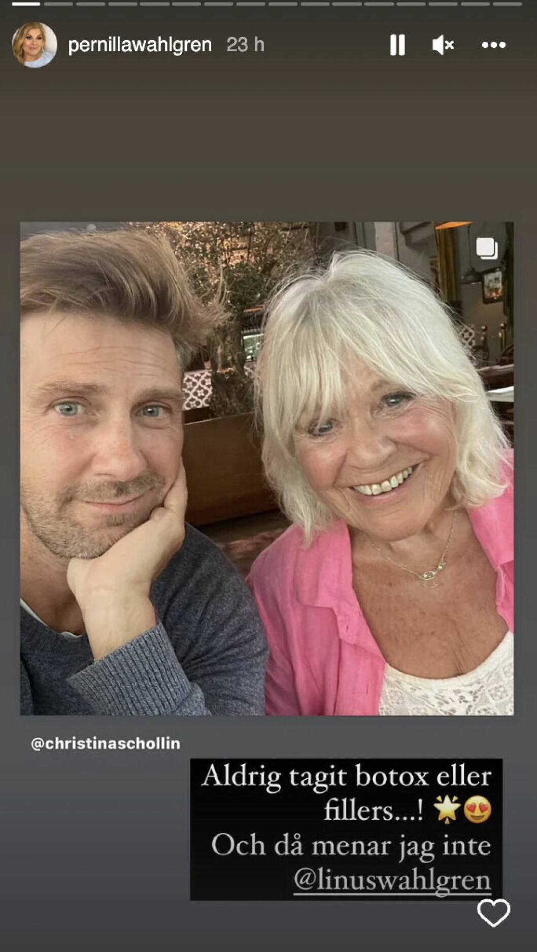 Foto: Instagram @pernillawahlgren Pernilla Wahlgren hyllar mammans skönhet.